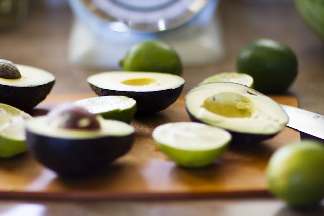 7 Fabulious Avocado Benefits for your Skin and Hair